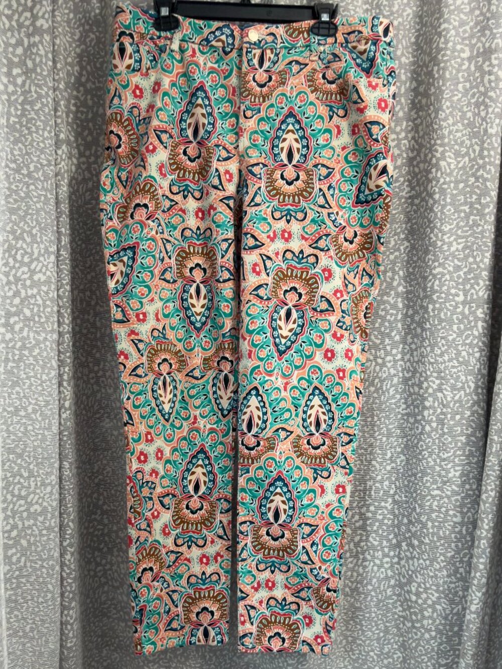 Chico's So Slimming Girlfriend Ankle Pants Paisley Print- Size 2.5 Long